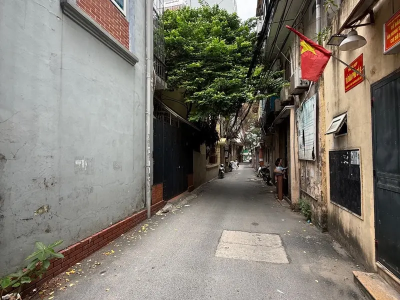Bán nhà riêng hai mặt ngõ trung tâm Hoàng Quốc Việt, diện tích 116.3 m²... Bán nhà riêng tại Nghĩa Đô, Hà Nội 01