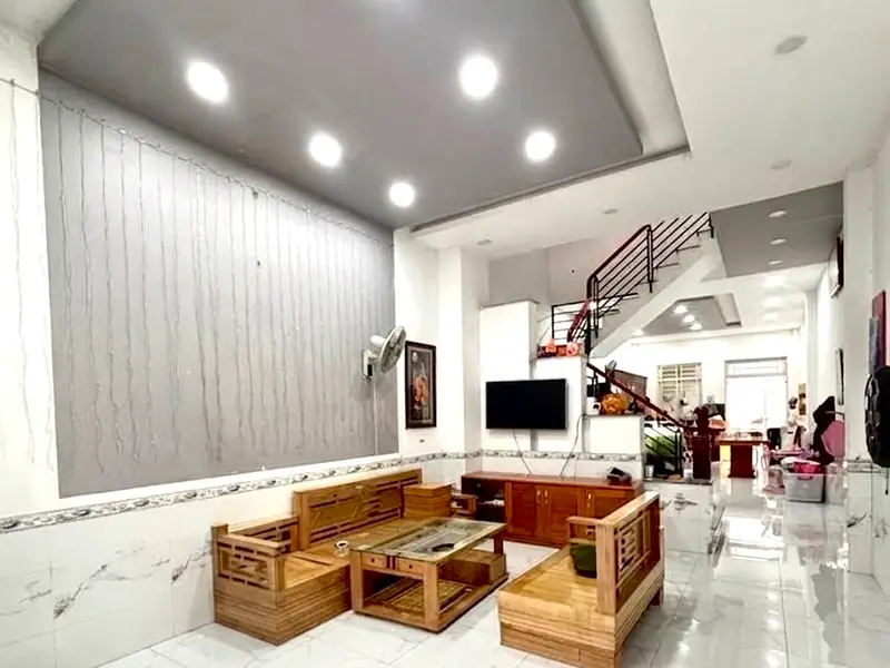 Nhỉnh 6 tỷ nhà mới xây đẹp lung linh gần BX Miền Tây,DT (74M²)3 tầng,ôtô ngủ nhà(KK1309).... Bán nhà riêng tại An Lạc, Hồ Chí Minh 01