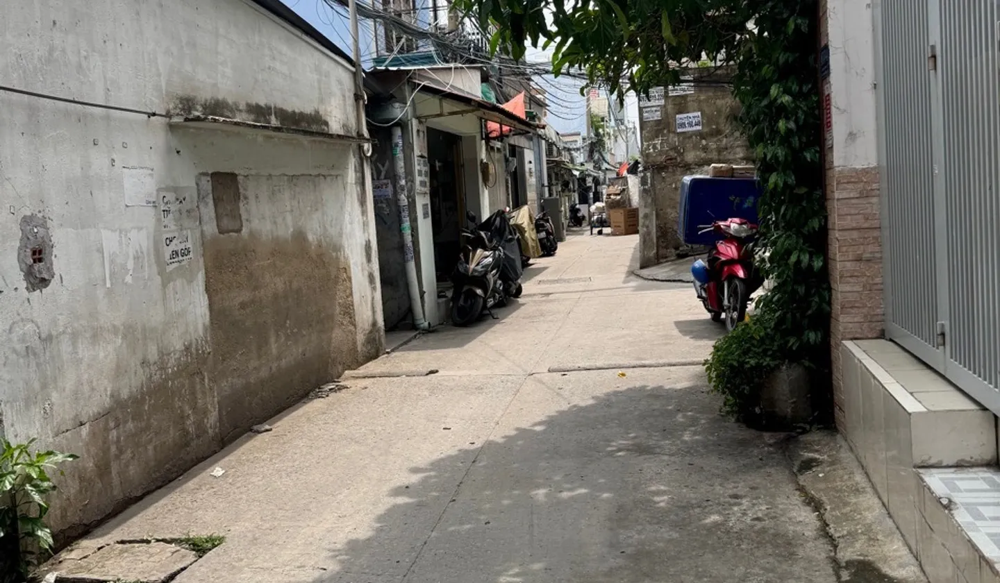 Nhà 3 tầng 4 phòng ngủ tại phường Tân Thuận,tìm chân trời cùng phân khúc giá 7.5 tỷ... Bán nhà riêng tại Tân Thuận, Hồ Chí Minh 01