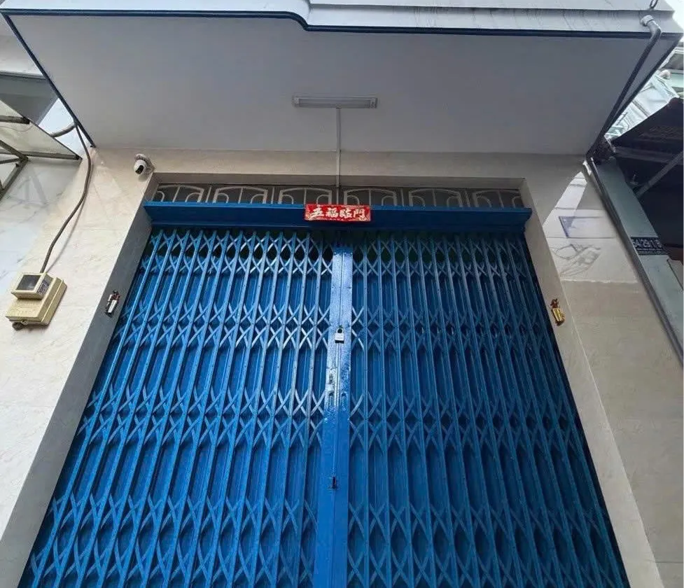 Nhà 2 tầng, sát tân phú, sổ hồng riêng, hoàn công đủ. Chỉ 2,95 ti... Bán nhà riêng tại Bình Trị Đông, Hồ Chí Minh 01