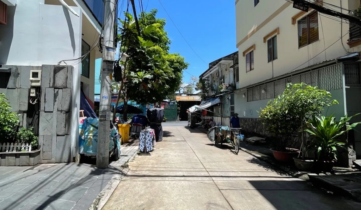 Nhà 2 tầng tiện nghi, hẻm xe hơi Quận 10 giá hợp lý... Bán nhà riêng tại Hòa Hưng, Hồ Chí Minh 01
