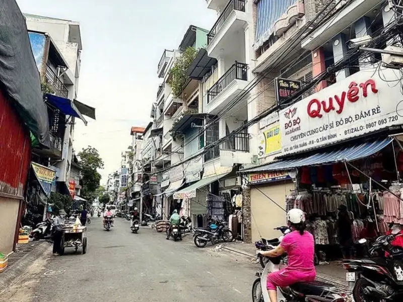 Bán nhà mặt phố tại quận Bình Tân, diện tích 94m2, mặt tiền 4m, pháp lý chuẩn... Bán nhà mặt phố tại Tân Hòa, Hồ Chí Minh 01