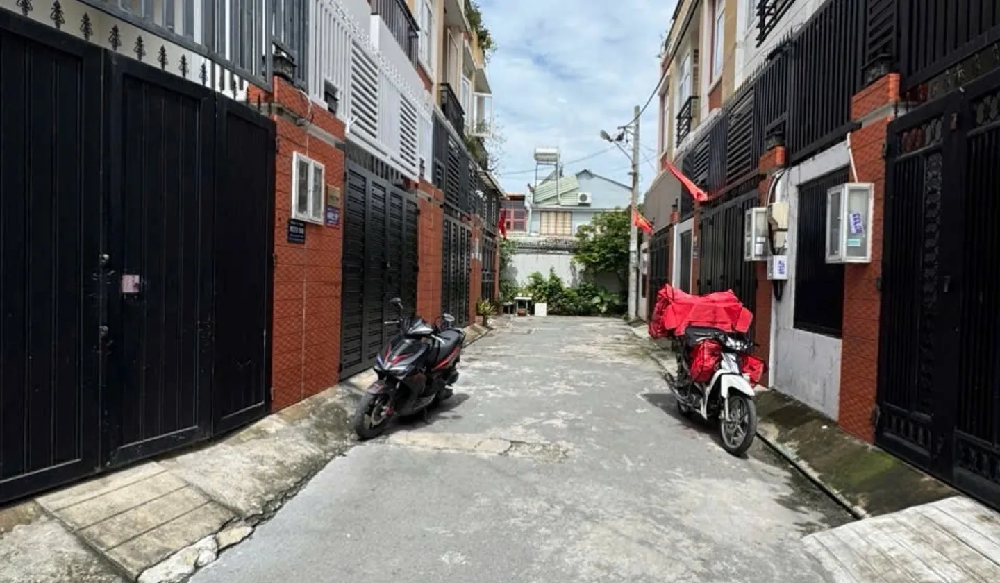 Nhà 3 tầng gần Vạn Phúc City, diện tích 51m2, giá 6.8 tỷ... Bán nhà riêng tại Hiệp Bình, Hồ Chí Minh 01