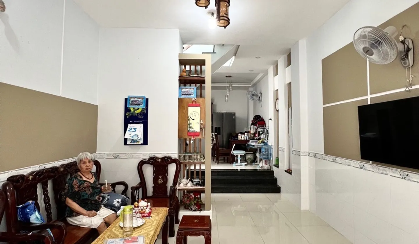 Nhà 2 tầng 48m2 khu Bờ Bao Tân Thắng giá 5.5 tỷ... Bán nhà riêng tại Tân Sơn Nhì, Hồ Chí Minh 01