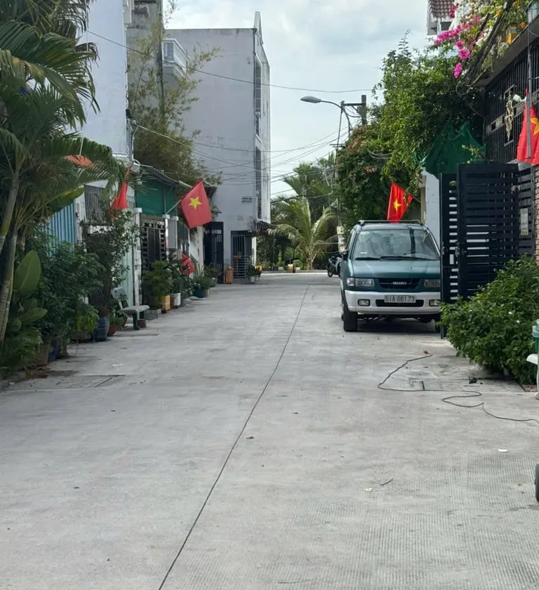 Cơ hội vàng sở hữu đất hiếm ngay trung tâm Nhà Bè giá mềm... Bán owner_side tại Nhà Bè, Hồ Chí Minh 01