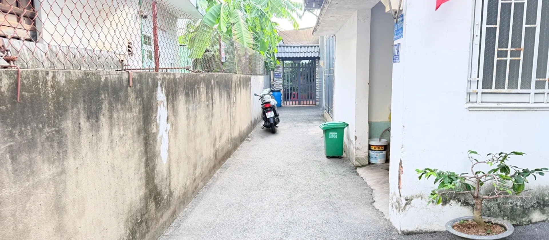 Nhà 2 tầng mới xây 65m2 ở phường Long Bình, giá 4.6 tỷ, hướng Nam... Bán nhà riêng tại Long Bình, Hồ Chí Minh 01