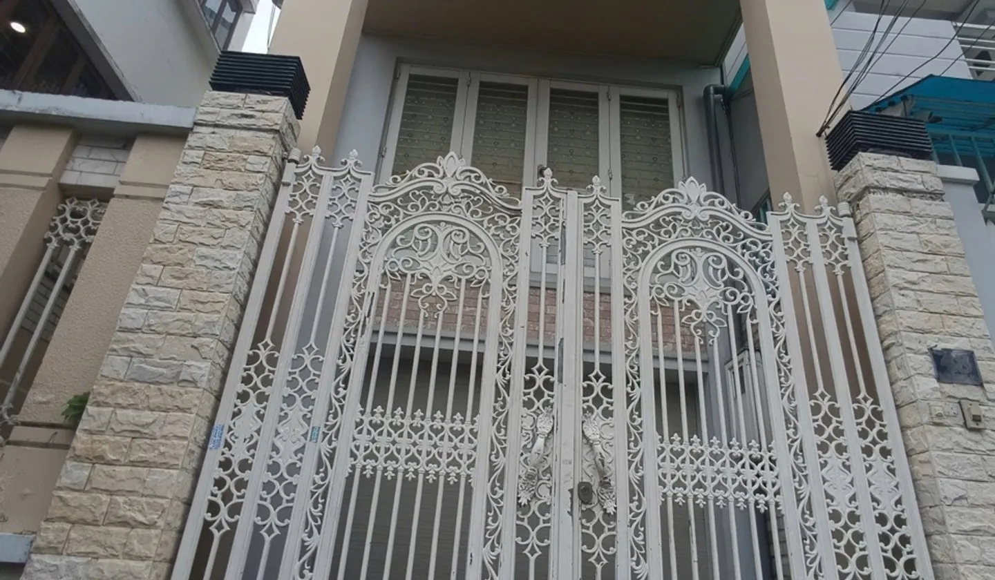 Bán nhà mặt phố 4 tầng sát Ủy Bạn xã Bình Hưng, mặt tiền 6m, 108m2... Bán nhà mặt phố tại Bình Hưng, Hồ Chí Minh 01