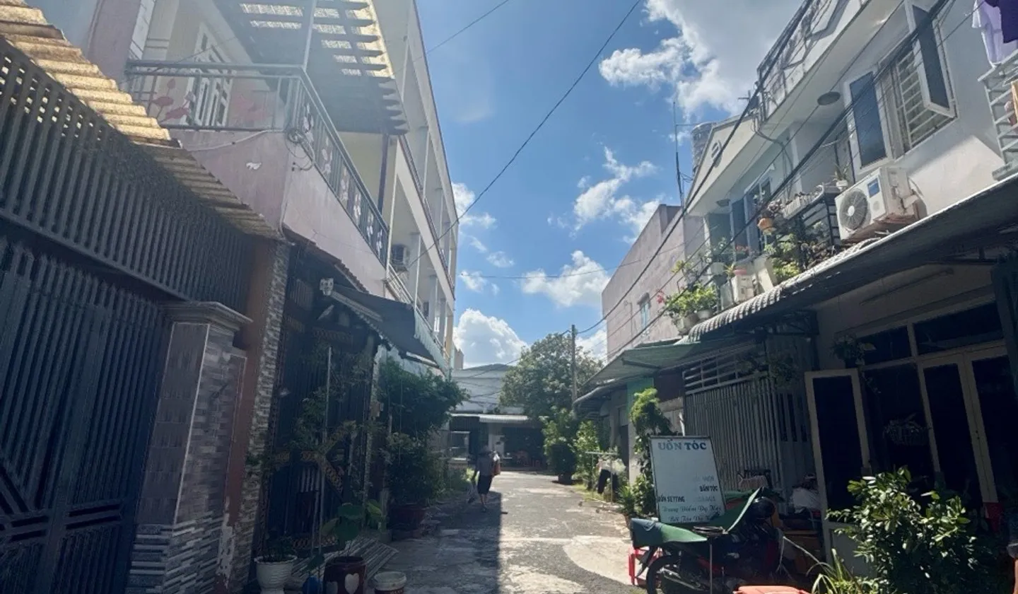 Nhà ấp 4 Xuân Thới Thượng, Hóc Môn, 5x17m, 3.x tỷ... Bán nhà riêng tại Bà Điểm, Hồ Chí Minh 01