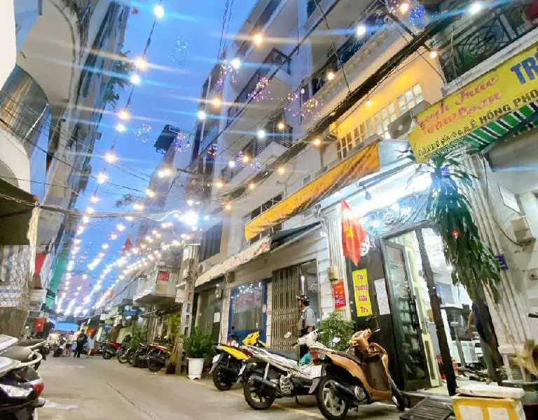 HXH sát mặt tiền Lê Hồng Phong, Quận 10, 5 tầng tiện nghi... Bán owner_side tại Hòa Hưng, Hồ Chí Minh 01