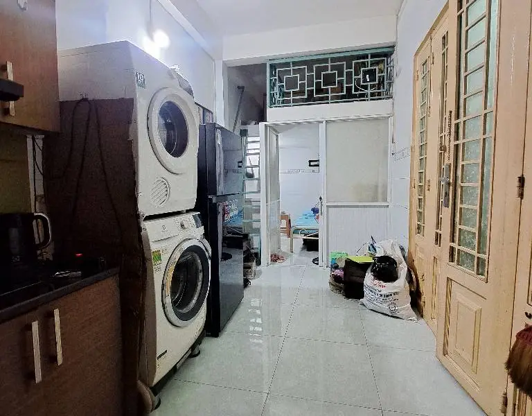 Nhà 2 phòng ngủ trệt giá 2,3 tỷ tại Quận 1... Bán nhà riêng tại Bến Thành, Hồ Chí Minh 01