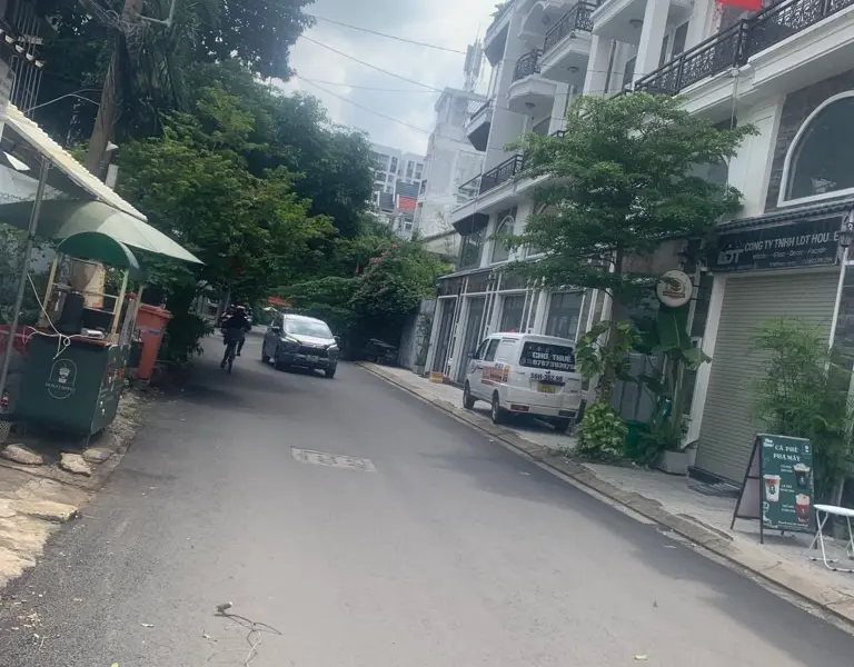 Nhà Hiệp Bình 5 tầng diện tích 135m2 ngang 8M tại Hiệp Bình Chánh, sau lưng Gigamall khu ven sông.... Bán nhà riêng tại Hiệp Bình, Hồ Chí Minh 01