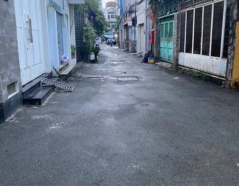 Cơ Hội Vàng Sở Hữu Nhà 5 Tầng Đẹp, Vị Trí Đắc Địa Quận 10... Bán owner_side tại Hòa Hưng, Hồ Chí Minh 01