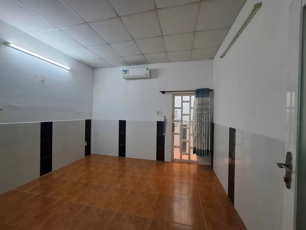 Bán nhà riêng Quận 8 phường 16 gần ngã tư An Dương Vương - Võ Văn Kiệt, diện tích 68m2... Bán nhà riêng tại Bình Phú, Hồ Chí Minh 01