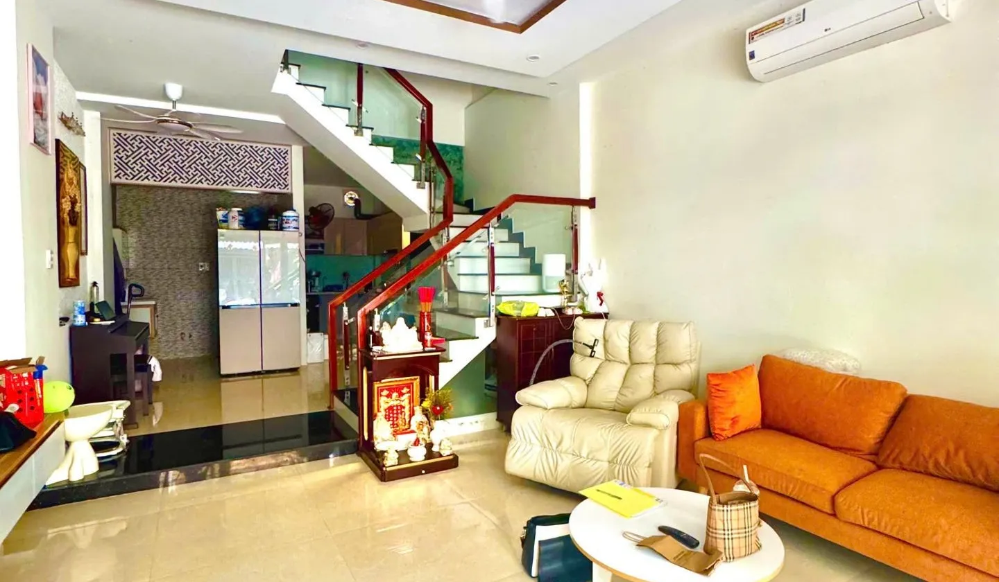 🏡 BÁN NHÀ 2 TẦNG HẢI CHÂU - CÁCH SÔNG HÀN 300M, GẦN BIỂN - CHỈ 7 TỶ X... Bán nhà mặt phố tại Hải Châu, Đà Nẵng 01