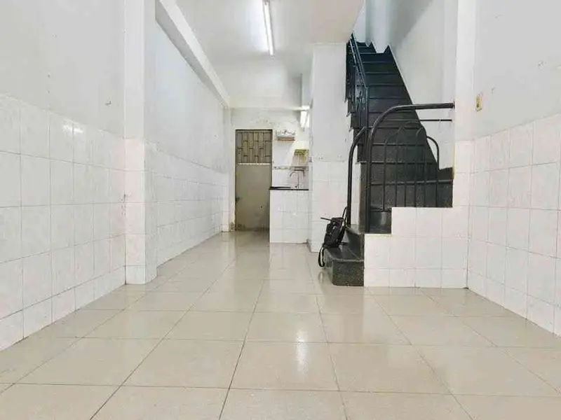 Nhà 4 Tầng Trung Tâm Quận 5, Thiết Kế Tươi Mới, Tiện Nghi Đầy Đủ... Bán nhà riêng tại Chợ Quán, Hồ Chí Minh 01