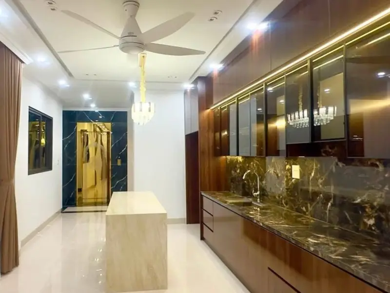 Bán nhà riêng 6 tầng thang máy trung tâm Kim Mã, mặt tiền 12m, sổ đỏ chính chủ... Bán nhà riêng tại Ngọc Hà, Hà Nội 01