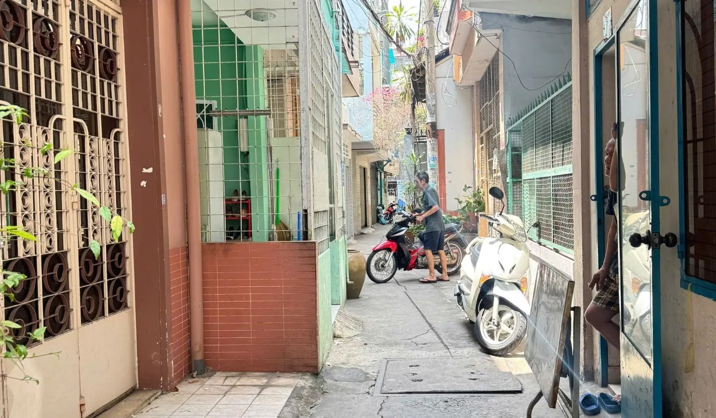 Nhà riêng 3 tầng tại Quận Phú Nhuận, diện tích 37,4 m2, pháp lý chuẩn... Bán nhà riêng tại Phú Nhuận, Hồ Chí Minh 01