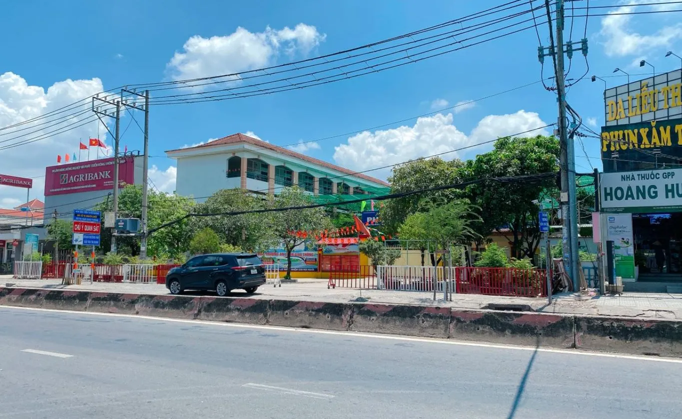 Bán đất mặt tiền rộng 8m tại Bình Chánh, tiện xây dựng kinh doanh... Bán nhà mặt phố tại Bình Lợi, Hồ Chí Minh 01