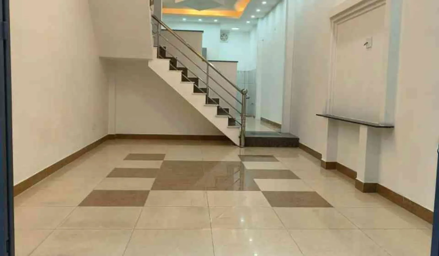 Cơ hội sở hữu nhà đẹp trung tâm Quận 8 giá tốt, sổ hồng vuông vức... Bán nhà riêng tại Chánh Hưng, Hồ Chí Minh 01