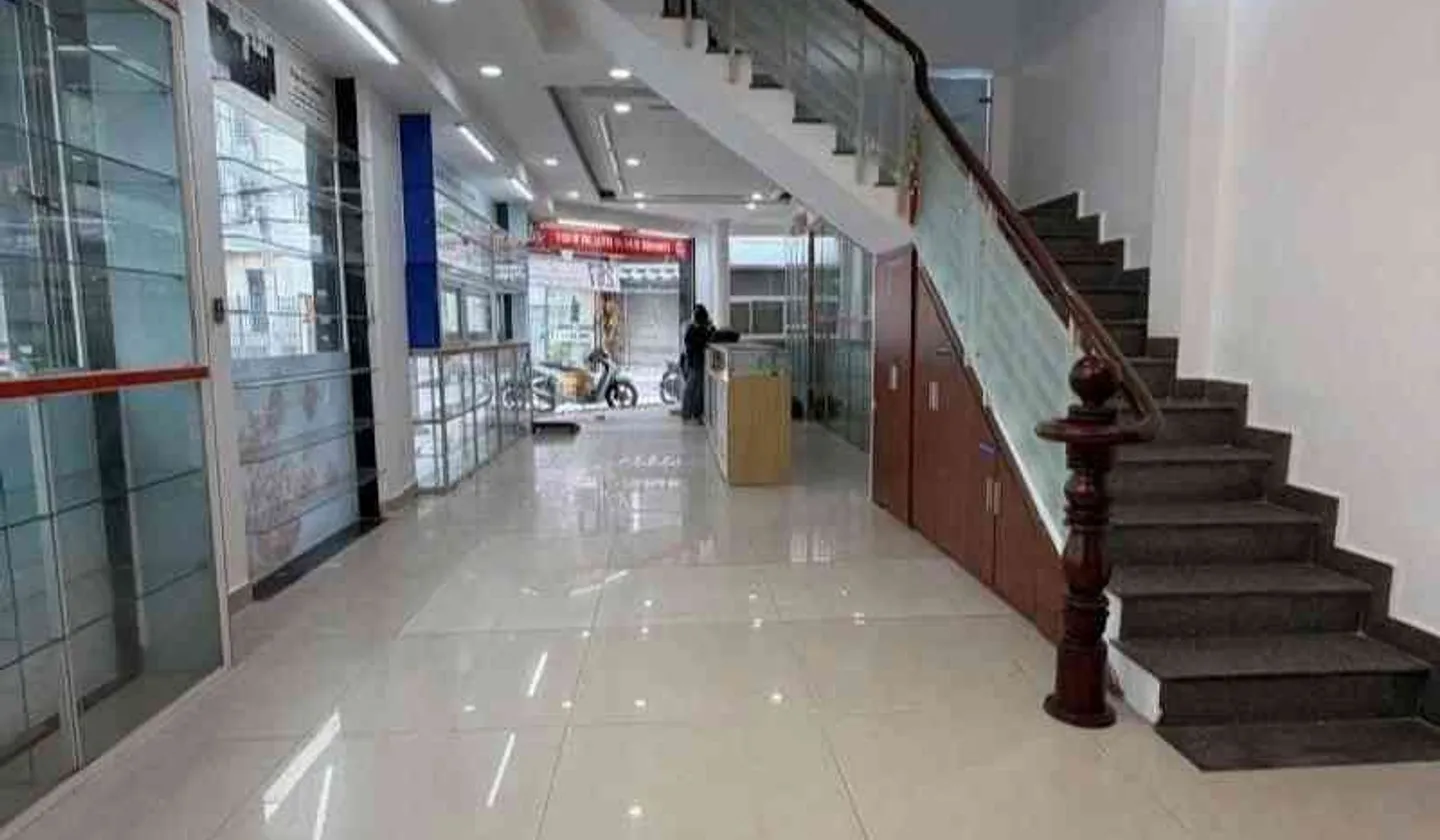 Nhà góc 2 mặt tiền, 4 tầng, 5 phòng ngủ tại khu dân cư sầm uất... Bán nhà mặt phố tại Tân Phú, Hồ Chí Minh 01