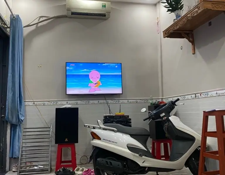 🏡Nhà nhỏ đón Tết . Hẻm 116 Nguyễn Thị Tần , Phường Chánh Hưng (P.2, Quận 8 cũ)... Bán nhà riêng tại Phú Định, Hồ Chí Minh 01