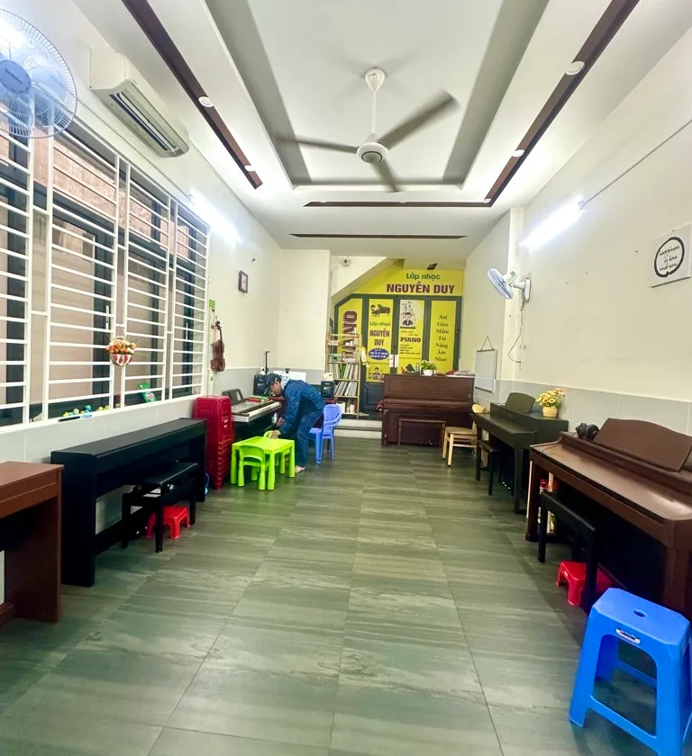 Nhà mặt phố 5 tầng, diện tích 96m2, giá 19.2 tỷ tại Tân Bình... Bán nhà mặt phố tại Tân Sơn Nhất, Hồ Chí Minh 01