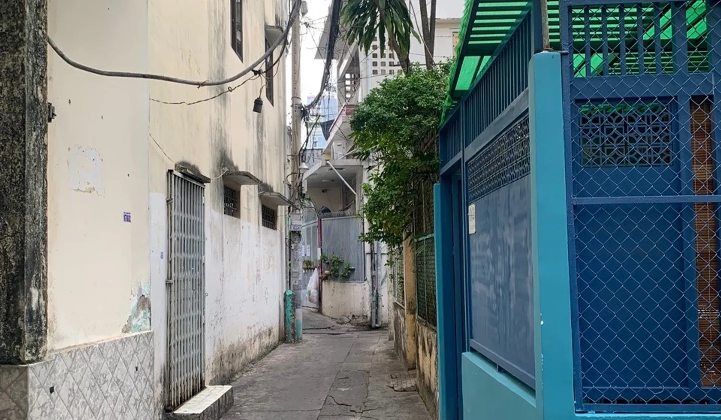 Nhà 2 tầng xịn quận 10, 3PN, giá hợp lý... Bán nhà riêng tại Hòa Hưng, Hồ Chí Minh 01