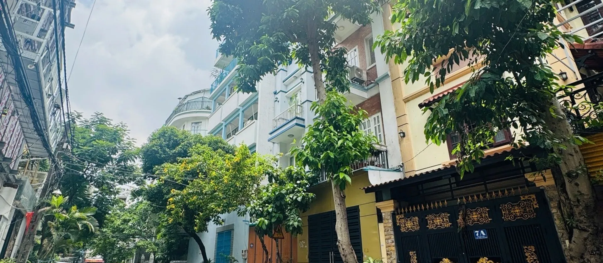 Nhà Mặt tiền Tân Phú 103m2, ngang hiếm 5.2m vuông vức, 3 tầng, đầy đủ công năng. Giá rẻ đầu tư... Bán nhà mặt phố tại Tân Sơn Nhì, Hồ Chí Minh 01