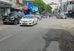 Bán đất vuông 67m² hướng Đông Nam tại xã Kiêu Kỵ, Hà Nội, có nhà 3 tầng tặng kèm... Bán đất tại Bát Tràng, Hà Nội 02