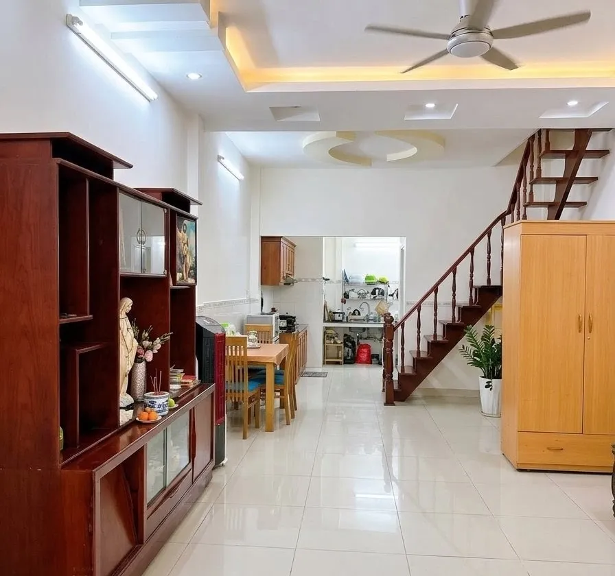 Nhà Tân Bình - Bùi Thế Mỹ, 2 tầng ở ngay - ngang gần 5m - dài gần 15m - hơn 6 tỷ.... Bán nhà riêng tại Bảy Hiền, Hồ Chí Minh 01