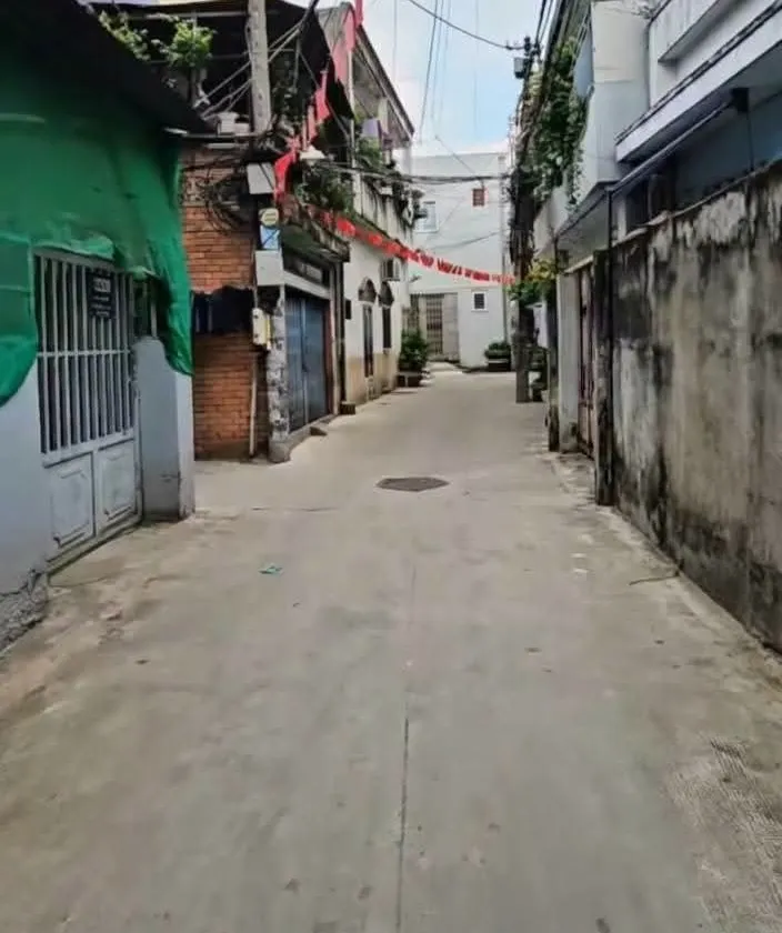 Bán nhà Phạm Thế Hiển P.5 Q.8 thông Bùi Minh Trực. Diện tích 37m2. Kết cấu 4 tầng 3PN 4WC.Hoàn công... Bán nhà riêng tại Bình Đông, Hồ Chí Minh 01