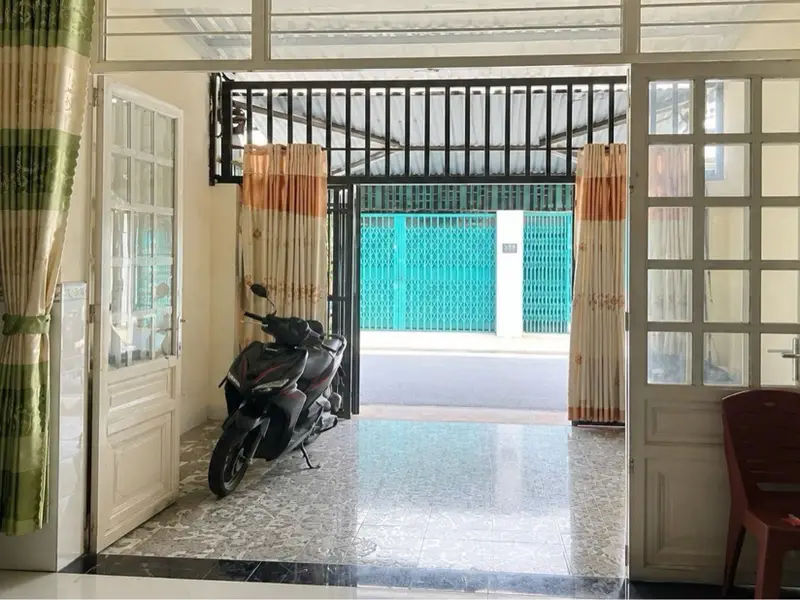 Nhà 60m2, 3 PN, hẻm rộng Bình Tân - Giá mềm, sổ riêng... Bán nhà riêng tại Bình Tân, Hồ Chí Minh 01