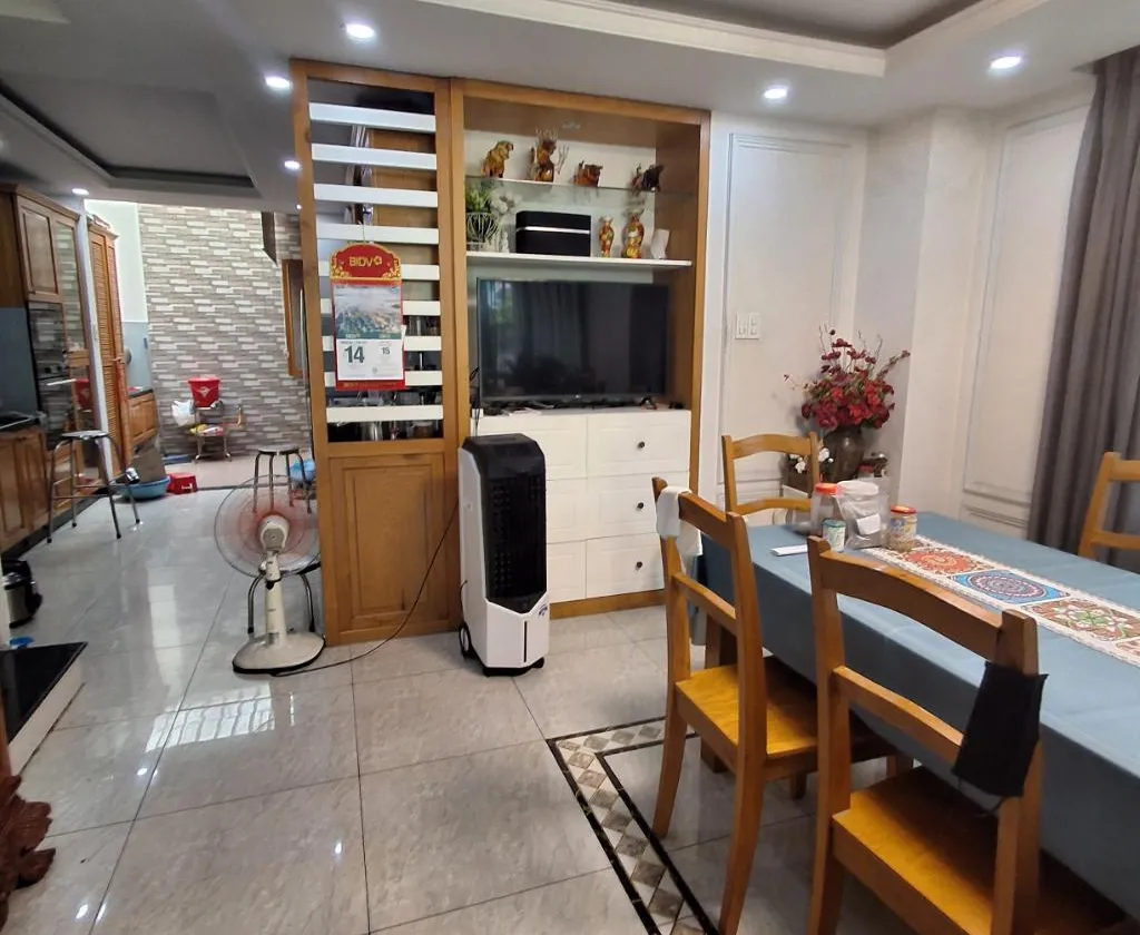 Biệt thự tân cổ điển hai mặt tiền khu dân cư cao cấp Quận 7... Bán nhà mặt phố tại Tân Hưng, Hồ Chí Minh 01