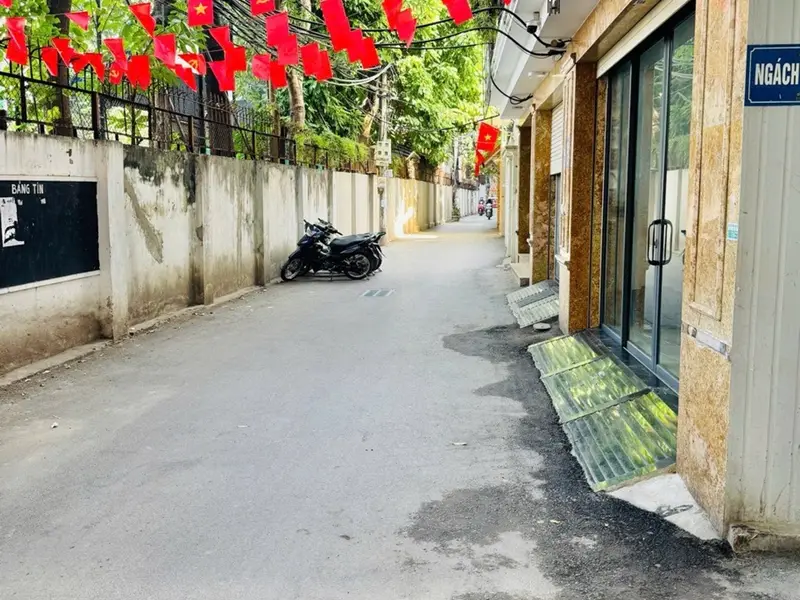 CẦU GIẤY ĐẲNG CẤP ĐẠI GIA, NGÕ THÔNG , OTO ĐỖ CỬA, NỘI THẤT TIỀN TỶ, 7 TẦNG THANG MÁY.... Bán nhà riêng tại Cầu Giấy, Hà Nội 01