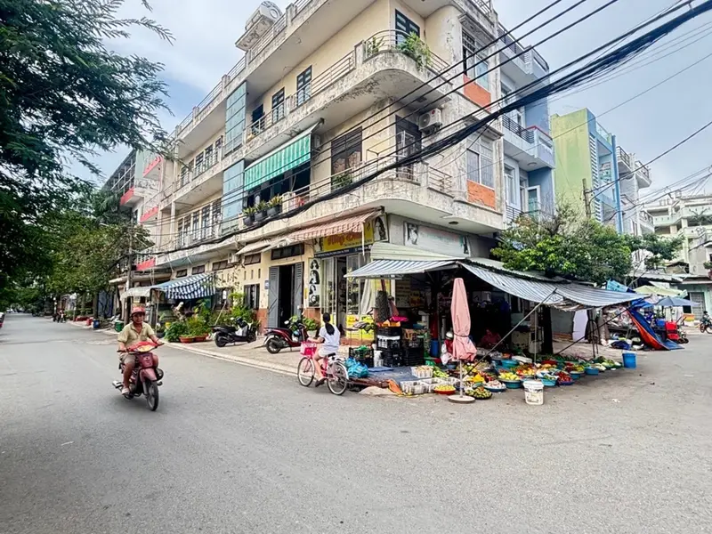 👉Chạy 7p ra Aeon TP,Bệnh viện BT,ngay kế bên chợ,
👉 Tương lai nhà mặt tiền ,vòng xoay ngay Tân kỳ... Bán nhà riêng tại Bình Hưng Hòa, Hồ Chí Minh 01