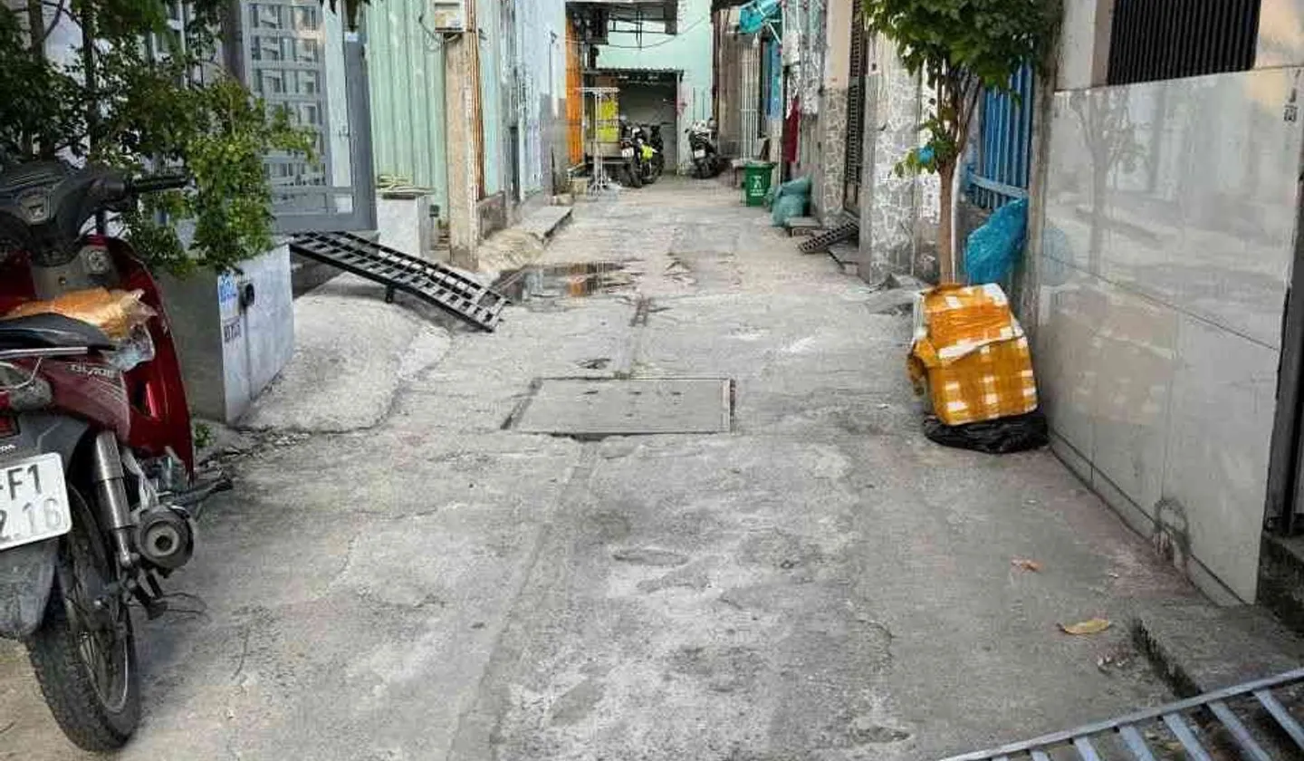 HƠN 4T — TÂN THỚI HIÊP -QUẬN 12-420M... Bán nhà riêng tại Tân Thới Hiệp, Hồ Chí Minh 01