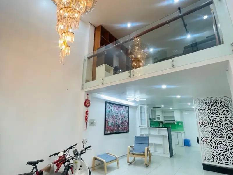 Cơ hội hiếm có sở hữu nhà 4 tầng giá tốt gần công viên Lê Thị Riêng... Bán nhà riêng tại Hòa Hưng, Hồ Chí Minh 01