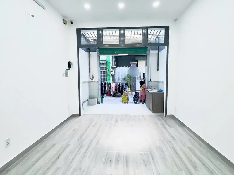 Nhà phố sang trọng cho thuê căn hộ dịch vụ tại quận trung tâm... Bán nhà riêng tại Đông Hưng Thuận, Hồ Chí Minh 01