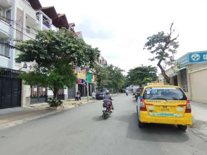 Bán nhà mặt phố quận 8, 79m2, 4 tầng, mặt tiền 4m, gần bệnh viện Chánh Hưng... Bán nhà mặt phố tại Chánh Hưng, Hồ Chí Minh 01
