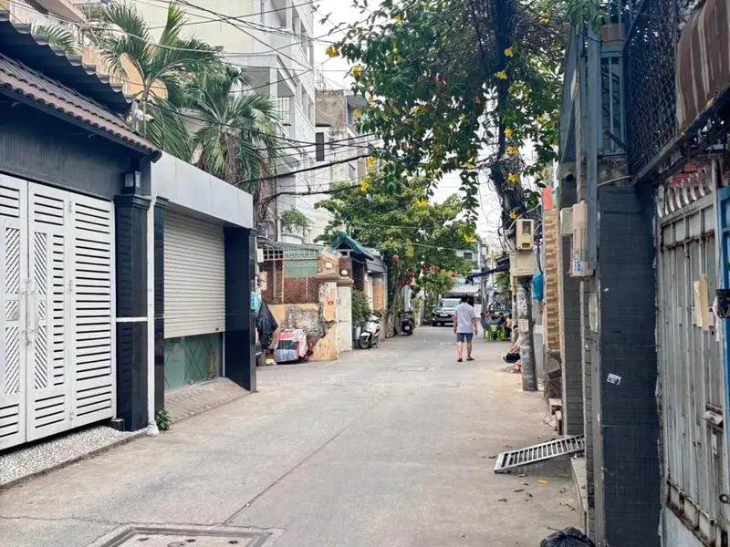 Nhà nở hậu 3 tầng gần hẻm xe hơi, an ninh tuyệt đối... Bán nhà riêng tại Bình Thạnh, Hồ Chí Minh 01