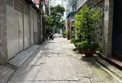 BÁN NHÀ QUẬN 10 ĐƯỜNG LÝ THƯỜNG KIỆT NGAY NHÀ THI ĐẤU PHÚ THỌ, HẺM 3m THÔNG, 40M2 -3TẦNG-3PN- 6,5tỷ... Bán nhà riêng tại Diên Hồng, Hồ Chí Minh 01