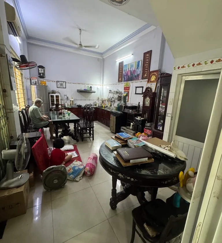 Nhà mặt phố 3 tầng, 72m2, mặt tiền 4m, giá 10.5 tỷ tại Bình Tân... Bán nhà mặt phố tại Bình Hưng Hòa, Hồ Chí Minh 01