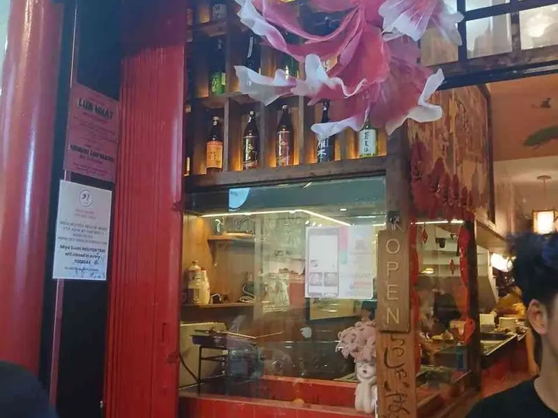Nhà mặt phố hẻm xe tải quận trung tâm đẳng cấp sinh lời vượt trội... Bán nhà mặt phố tại Bến Thành, Hồ Chí Minh 01