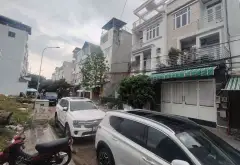🔥 ( QUẬN 7 ) – NHÀ 4 TẦNG MẶT TIỀN D6, KHU VIP SAU ECOGREEN
Giá Chỉ 18,85 TỶ... Bán nhà mặt phố tại Tân Thuận, Hồ Chí Minh 07