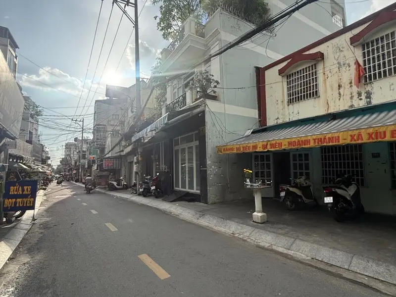 Bán nhà góc 2 mặt tiền 7m, 8PN, khu Bình Thạnh, giá 27.9 tỷ... Bán nhà mặt phố tại Gia Định, Hồ Chí Minh 01