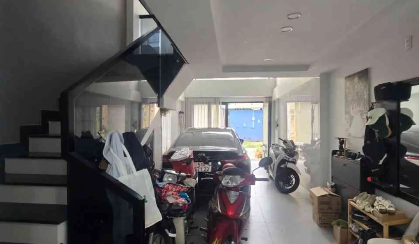 Cơ hội sở hữu nhà 5 tầng có gara ô tô tại Bình Tân giá chỉ hơn 8 tỷ... Bán nhà riêng tại Bình Hưng Hòa, Hồ Chí Minh 01