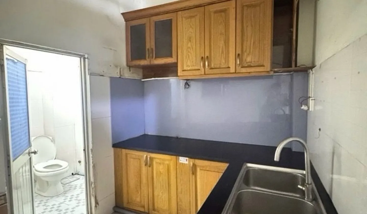 Nhà Gò Vấp hXH P.14 cũ dt 45m2... Bán nhà riêng tại An Hội Tây, Hồ Chí Minh 01