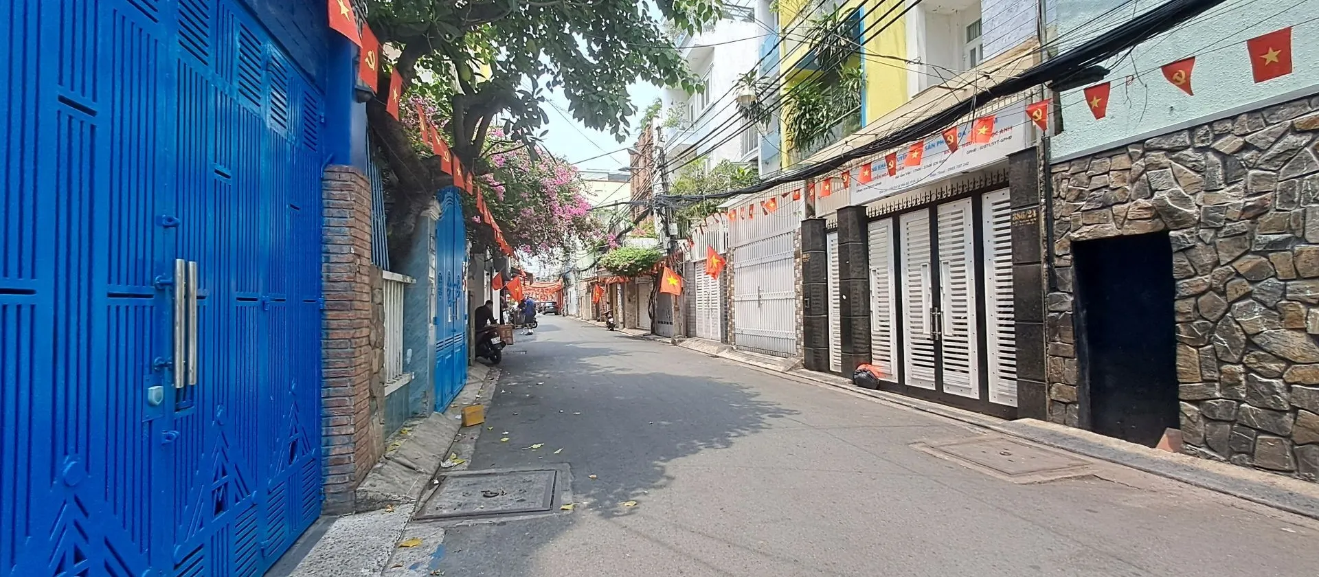 Nhà 2 tầng hẻm xe hơi Q3, vị trí đắc địa, xây mới thỏa thích... Bán nhà riêng tại Nhiêu Lộc, Hồ Chí Minh 01