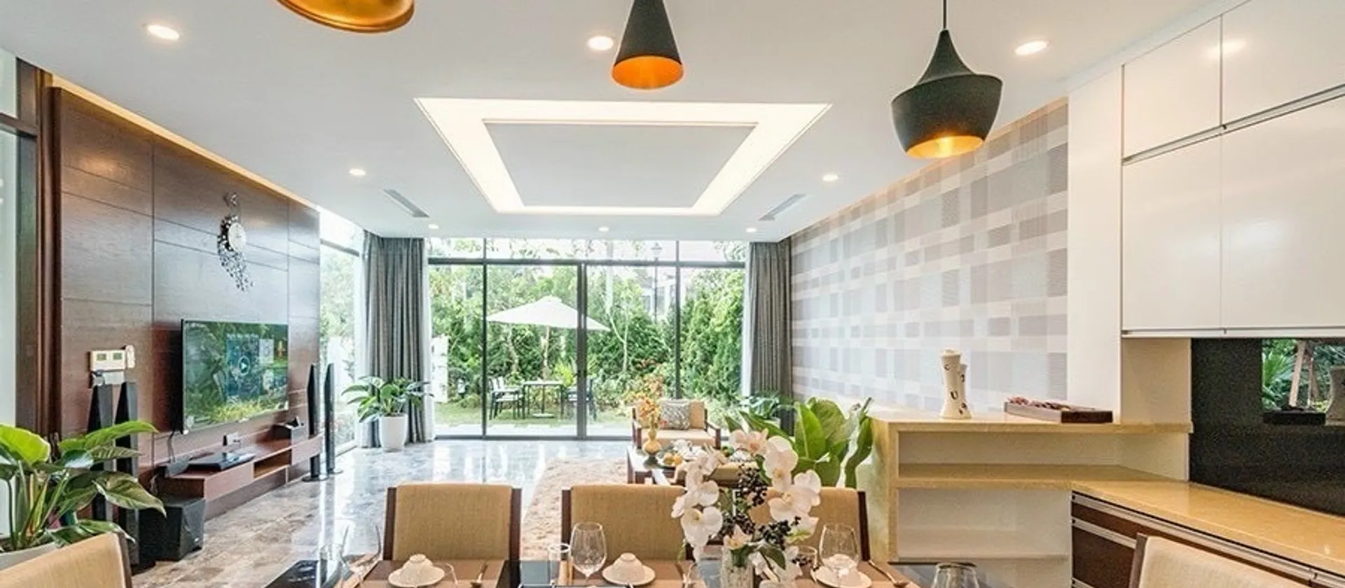 BIỆT THỰ FLAMINGO ĐẠI LẢI – ĐẲNG CẤP GIỚI TINH HOA
Không chỉ là BĐS nghỉ dưỡng, đây là tài sản của... Bán biệt thự, liền kề tại Phúc Thọ, Hà Nội 01
