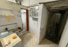 Căn hộ tập thể hiếm tại Ba Đình – Giá tốt cho người thích tự thiết kế... Bán căn hộ chung cư tại Ba Đình, Hà Nội 12